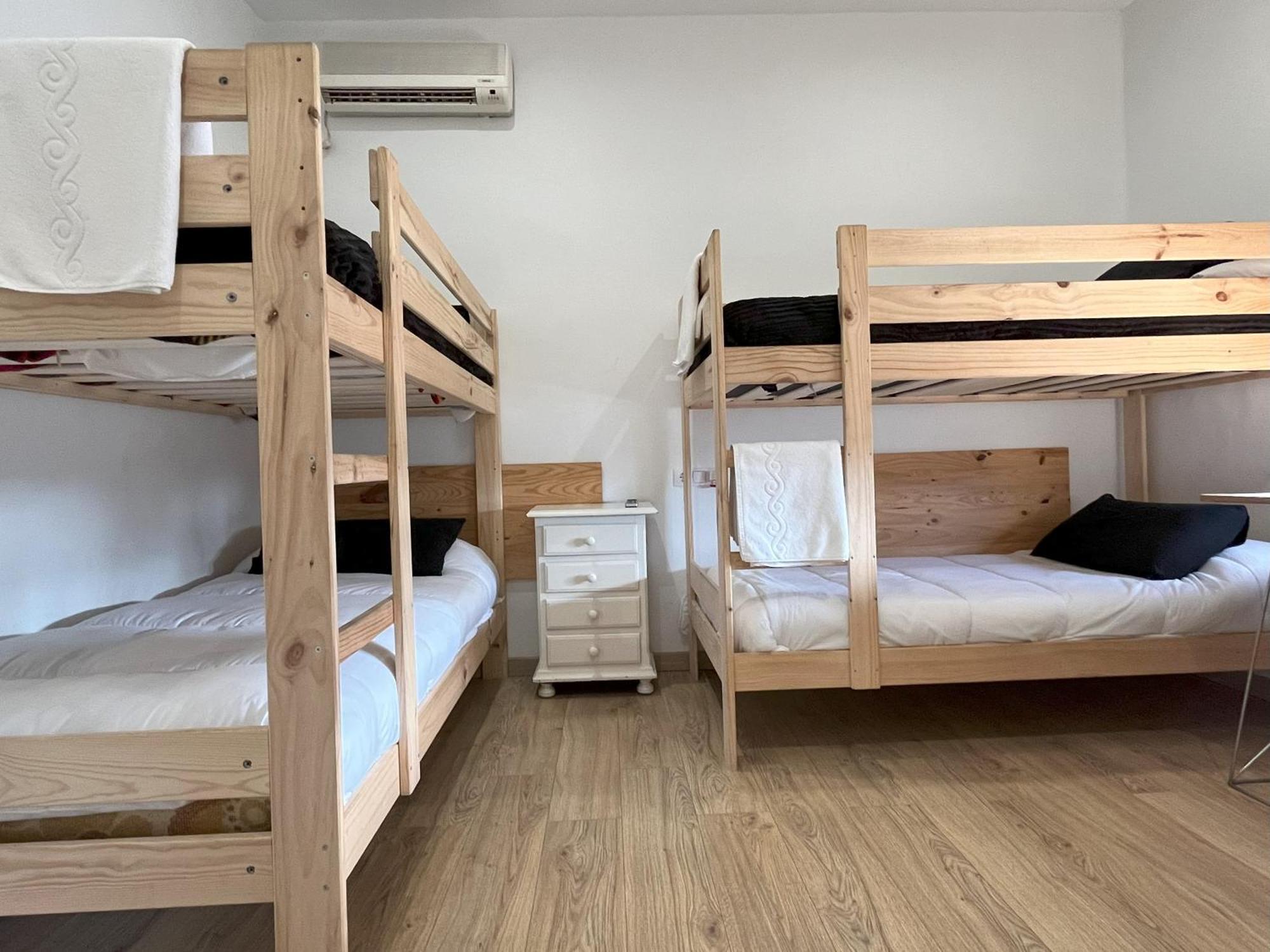 Pension Galicia Badajoz Esterno foto